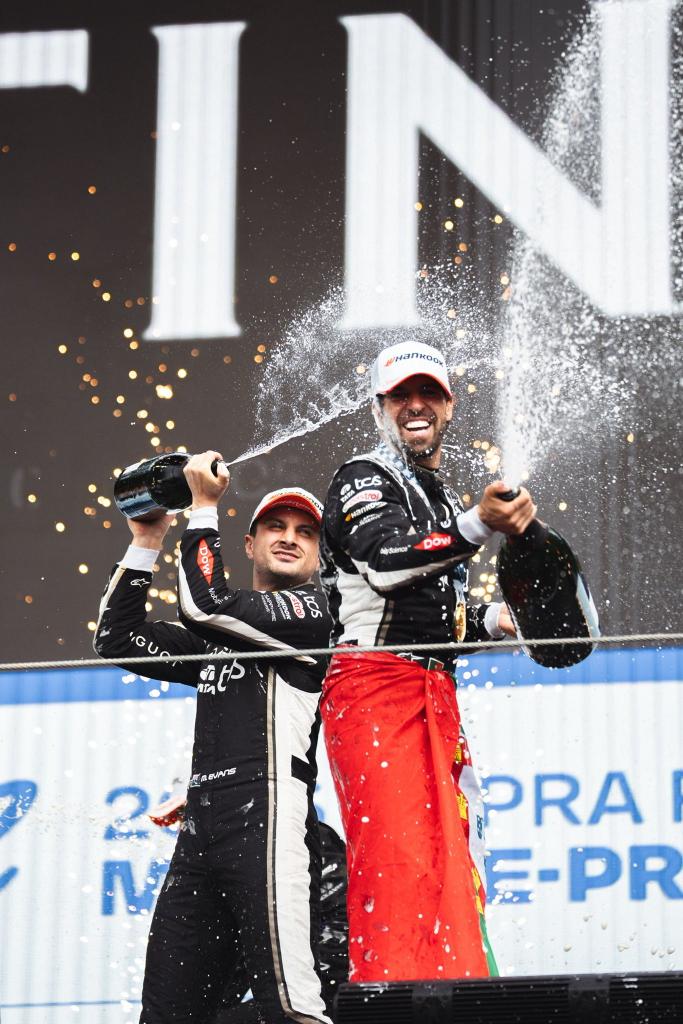 valen ᵕ̈ 🇦🇷 tweet media