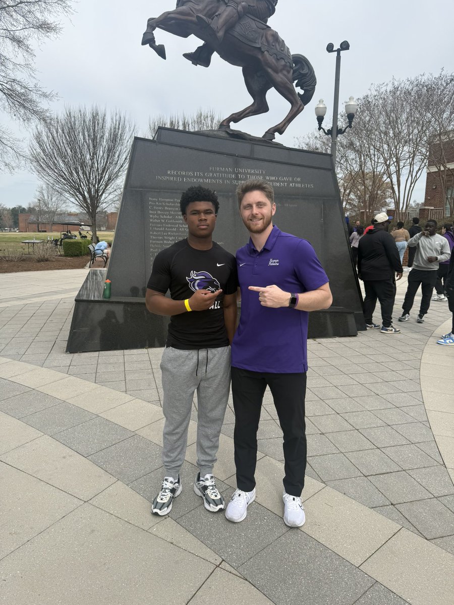 Zay Small tweet media