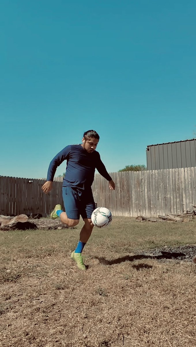 wandrstiller's tweet photo. Still in Play #soccer https://t.co/WjmHMiT6VF
