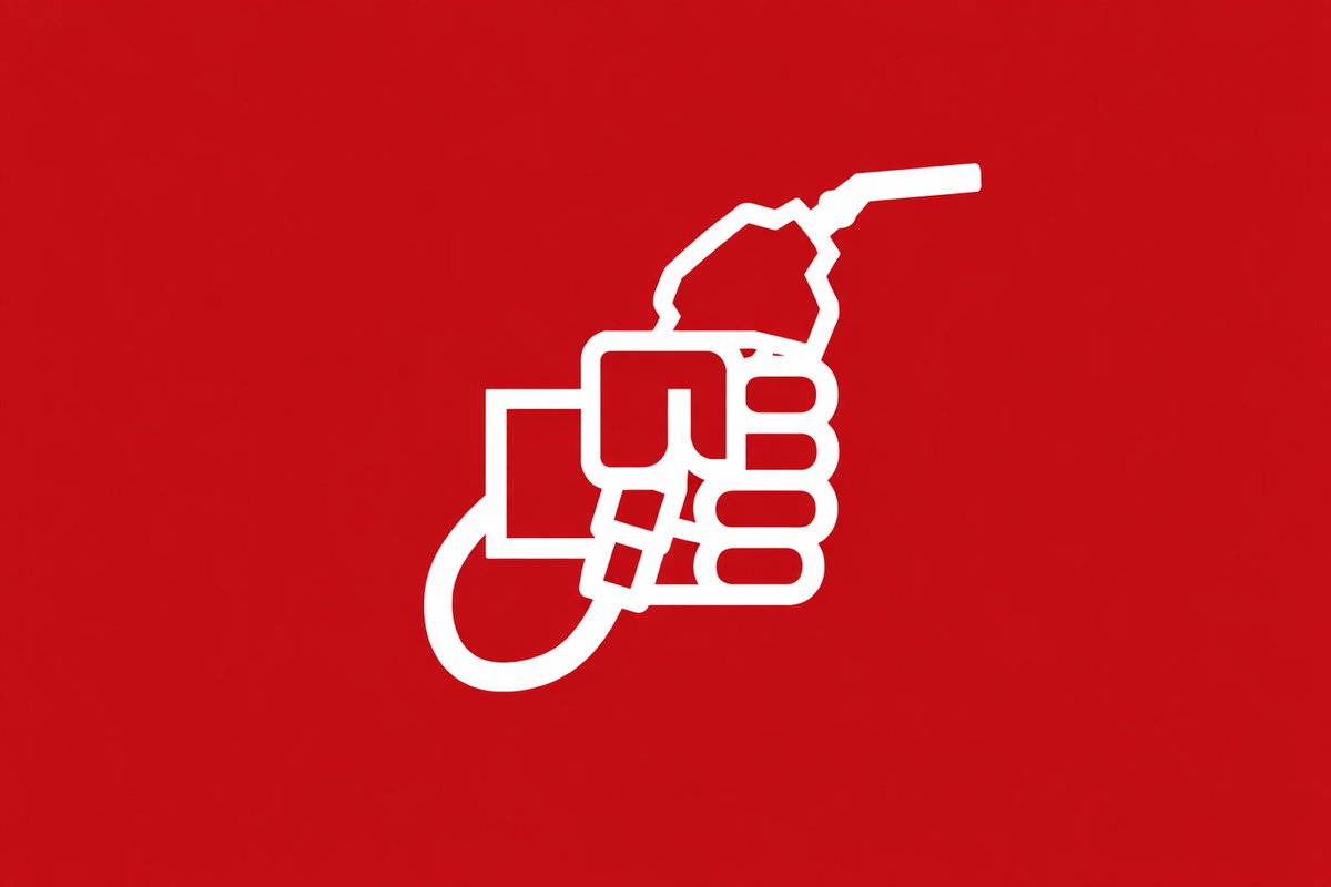 jonan8989's tweet photo. Socialismo: Aquella doctrina que te da muletas ,pero antes te ha amputado las piernas.
"Rebajan" 30 céntimos el litro de combustible,pero antes lo han subido 50. https://t.co/3Rx2HCFOh5