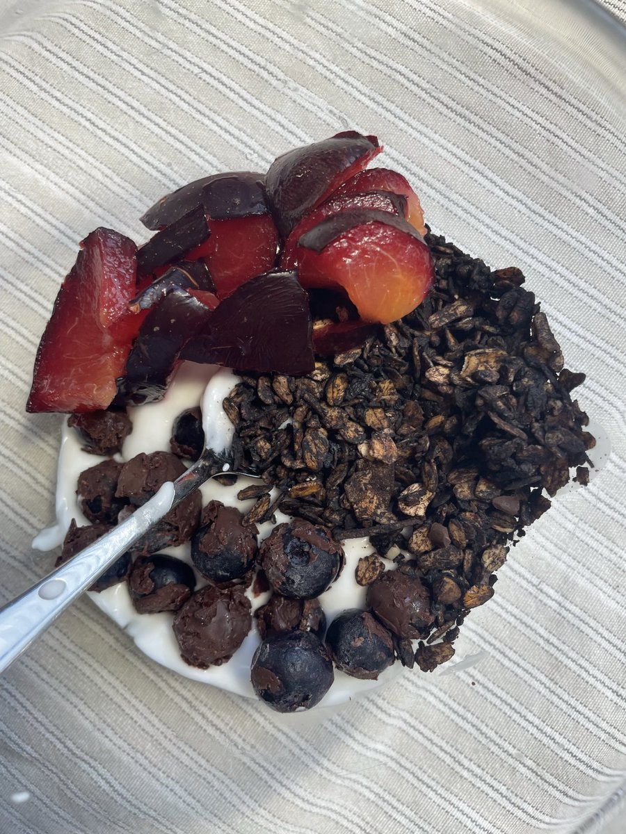 pipi・. ˚ꗃ tweet media