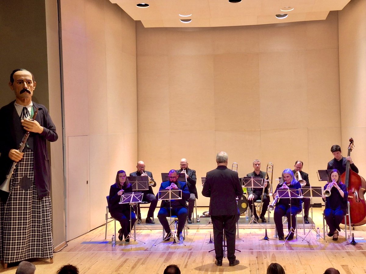 Cobla Vila d’Olesa tweet media