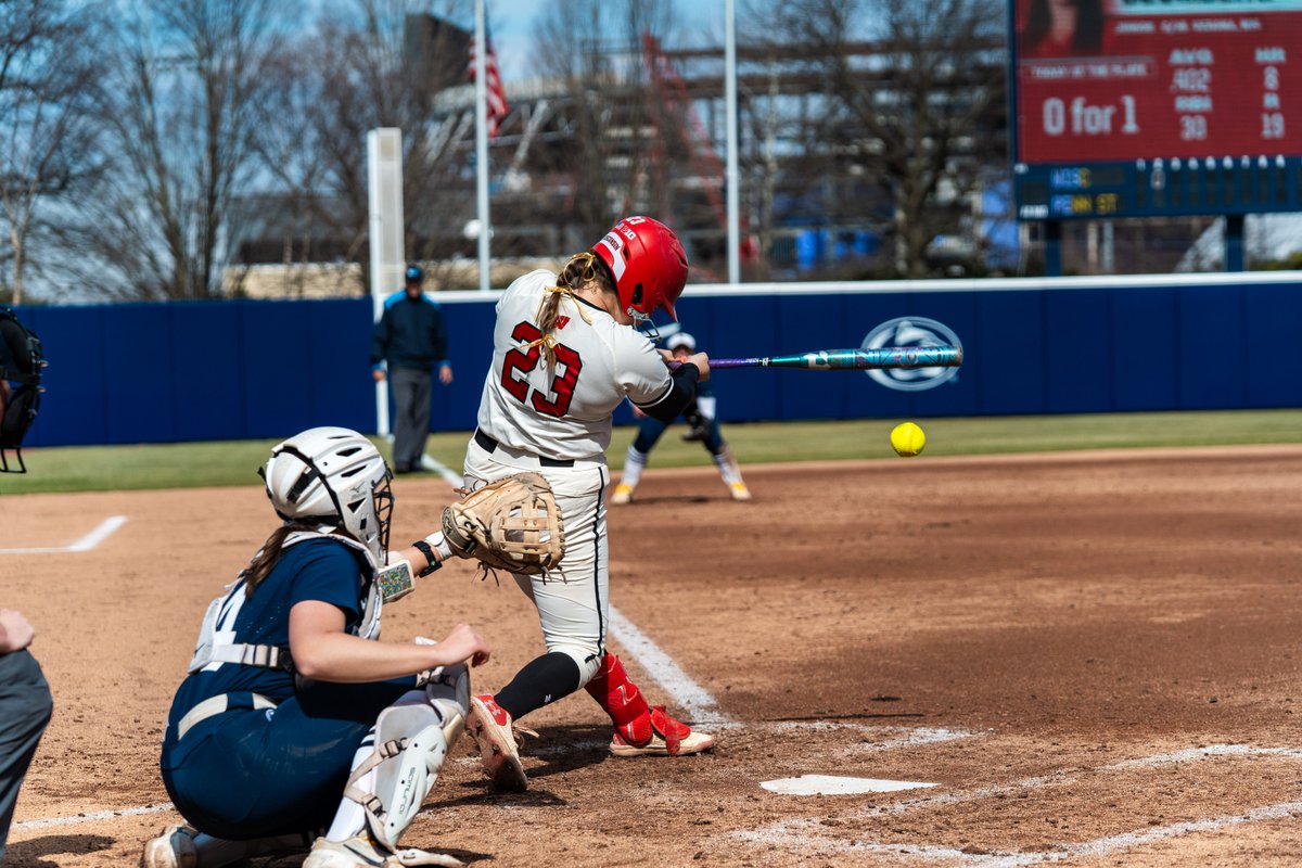 Wisconsin Softball tweet media