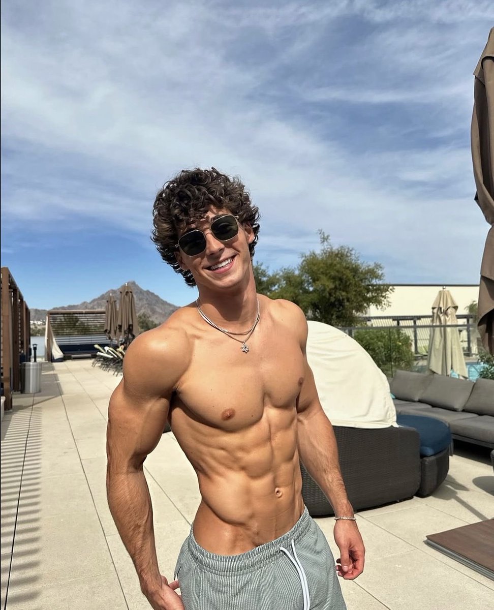 dudes zone tweet media