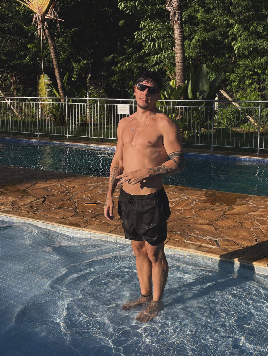 𝒃𝒖𝒃𝒖 tweet media