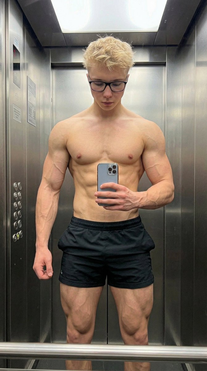 Tim Vyloo tweet media