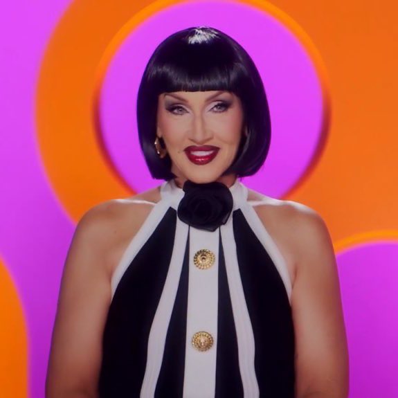 Digimonpapi's tweet photo. Michelle Visage was giving me Bruno Bucciarati from JoJo’s Bizarre Adventure. #Dragrace https://t.co/QDhvUHhMTl