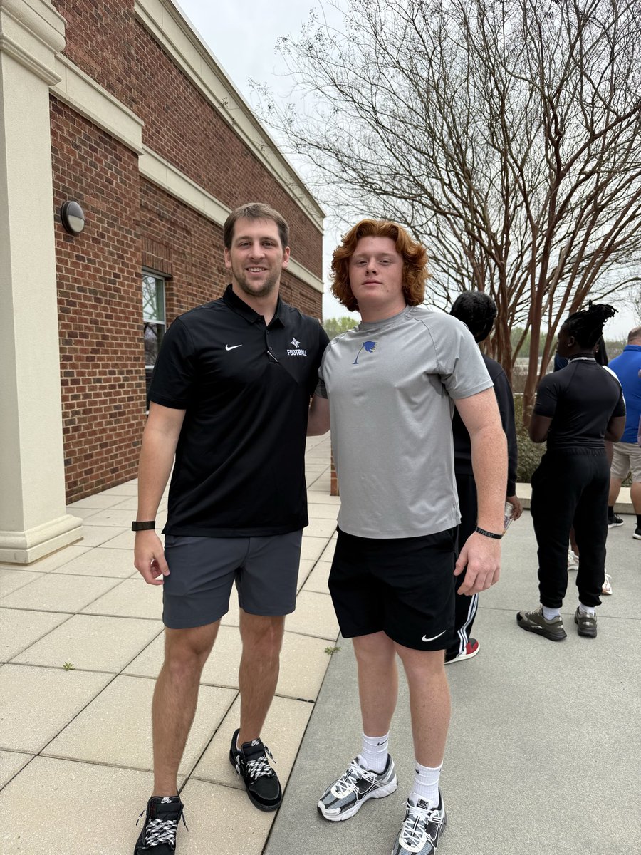 matthew_casey08's tweet photo. Great day at @PaladinFootball for Junior Day today! Nice to meet you @grayson_kline &amp; looking forward to keeping in touch and coming to camp in June! @Kyle_Jolly  it was good to catch up with you as well. @OfficialWrenFB https://t.co/6xdUqG2uc0