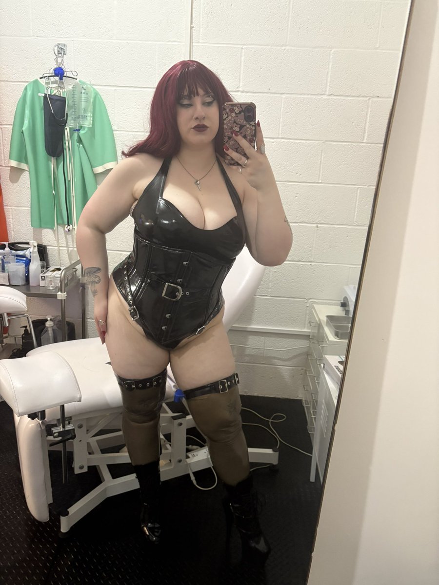 Madame Pixie Vanora - BIRMINGHAM DOMINATRIX tweet media