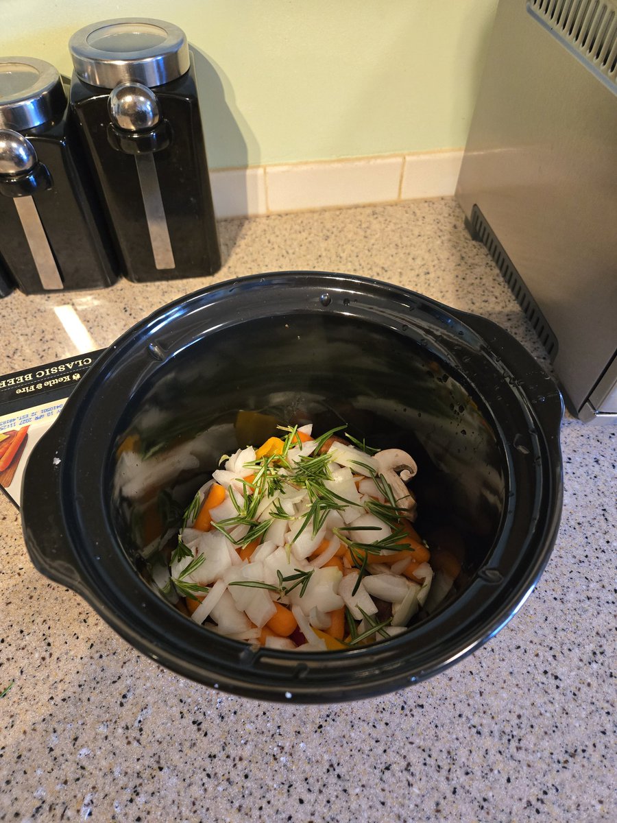 QuintusCurtius tweet media