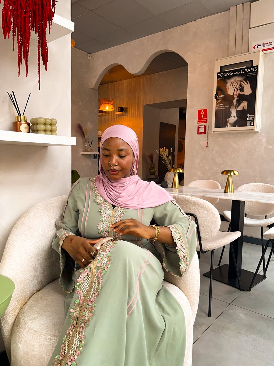 hafsat💕💋 tweet media