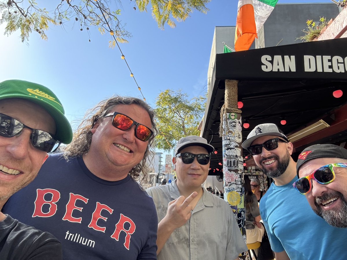 Coach Hop tweet media