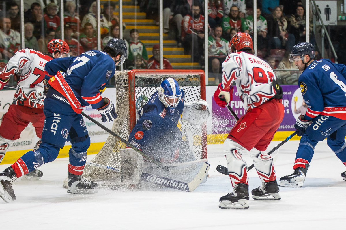 cardiffdevils's tweet image. 📸 More action shots from tonight's Retro Night game

#LetsGoDevils😈 #RetroNight
