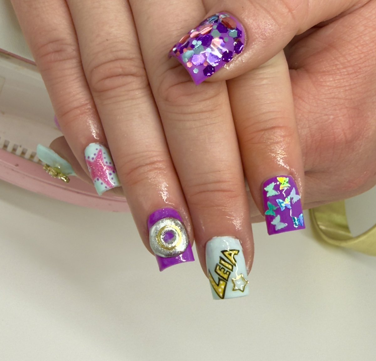 LEIA LOVES HANNAH 🎸 tweet media