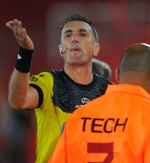 Sábado Vélez tweet media