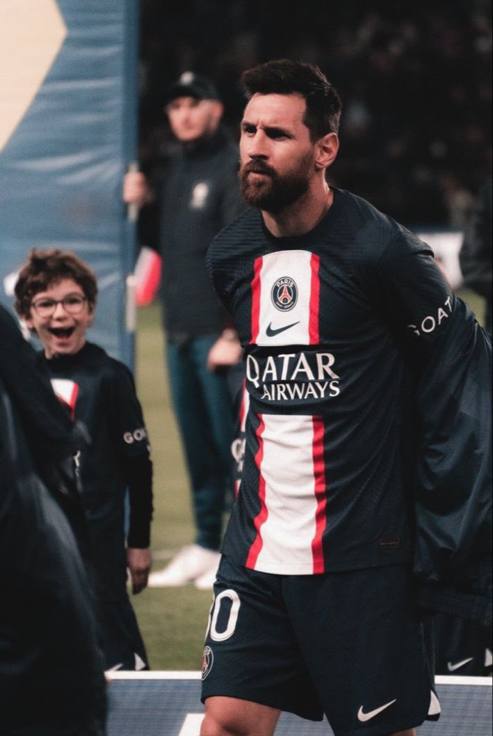 LM10GOAT 🐐 tweet media