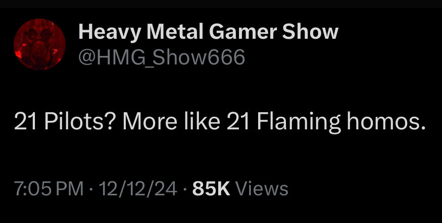 Spøøky Flash ||-// tweet media