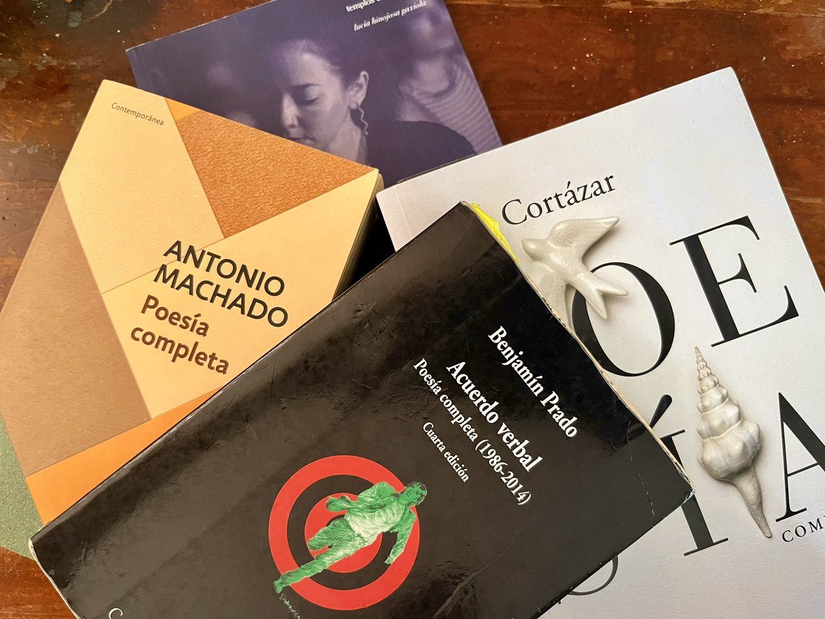 capbautista's tweet photo. Día mundial de la poesía 
Gracias @pradobenjamin @lgm_com , A. González, R. Alberti, J. Egea, J.Gil d Biedma, 
A. Machado, Lorca, @Pizarnikiana C. Vallejo y gracias a J. Sabina. Que por el conocí a los primeros,un poeta llevó al otro https://t.co/2D3GKRTwy0