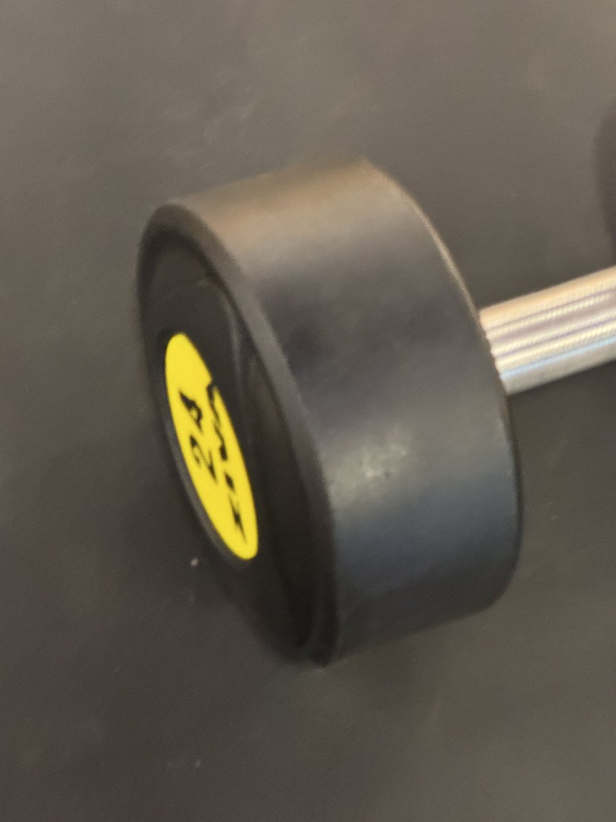 chairomon tweet media