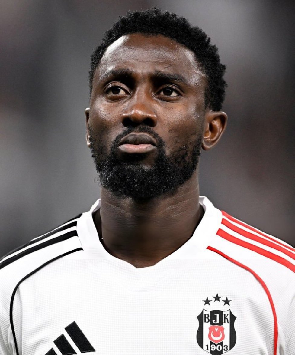 Beşiktaş DE | Fan tweet media