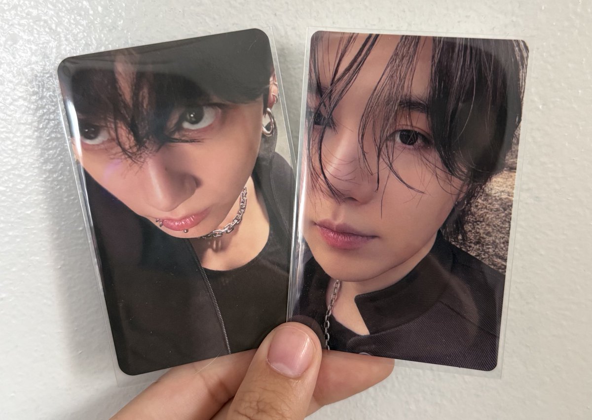 mryunkis's tweet photo. gonna make them kiss on the mouth like barbie dolls https://t.co/4zFIzqQ1DG