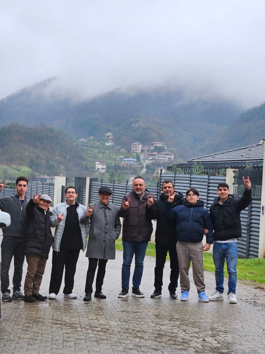 mujdatozturk34's tweet photo. Yalova’da Genç İttihatçılarla… https://t.co/da8E6gvLzr