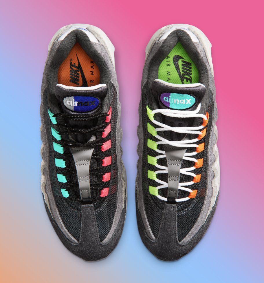 JustFreshKicks tweet media