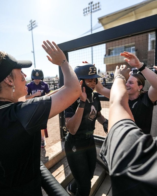 NCAA Softball tweet media