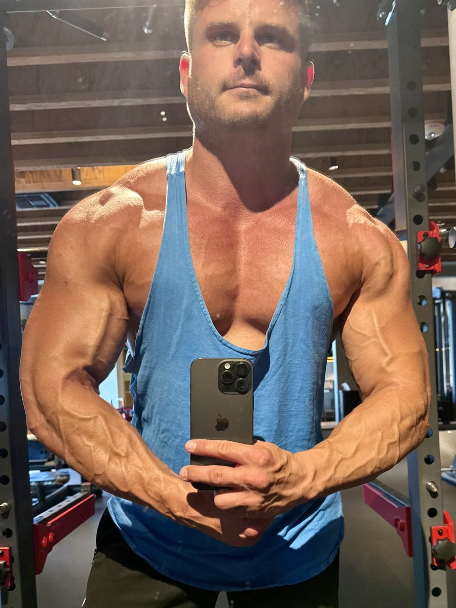 J-Joshua tweet media