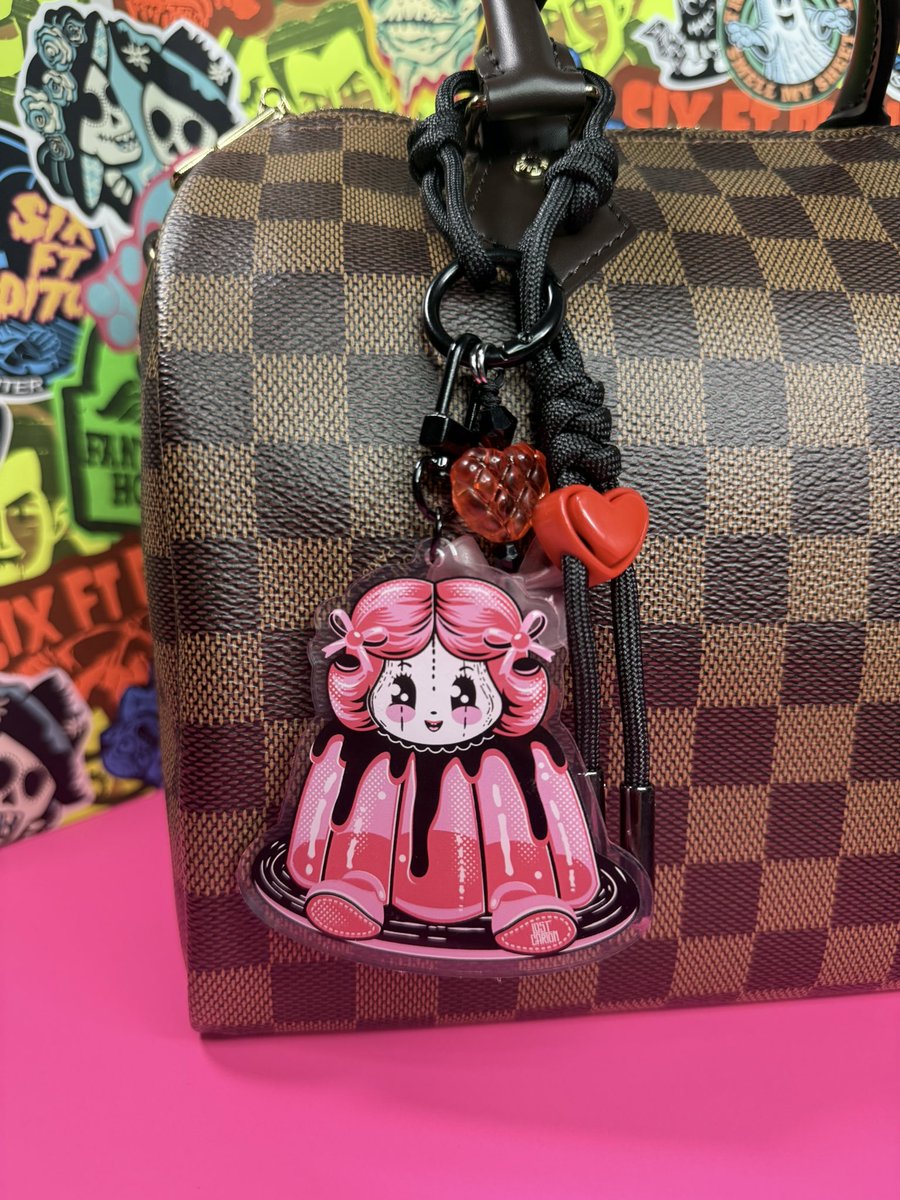 lostcarton's tweet photo. NEW DROP Jelly Baby acrylic keychain | Jello Mold dessert food bag charm AVAILABLE FRIM OUR ETSY STORE, link in our bio. #bagcharm #etsystore #lostcarton #keychain #jellybaby https://t.co/3xx0aSsFWi