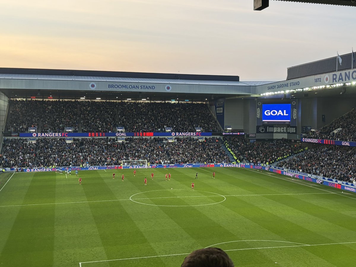 PedroMSVORFCCFC's tweet image. Yessssssssssssssssssssssssssssss What An Easy Win For Us  #WATP #CR5 #Rangers 😀😀😀😀😀