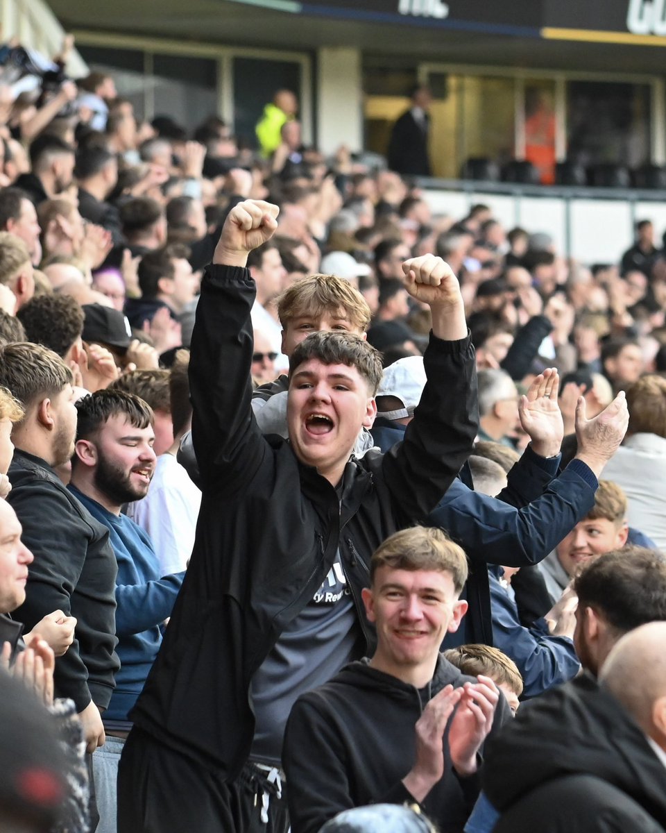 ᗩᗪᗩᗰ tweet media