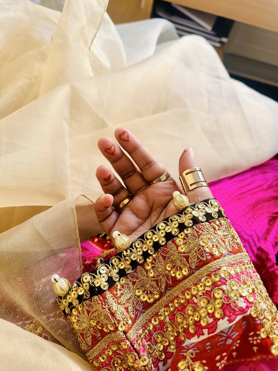 Awaisha Inayat tweet media