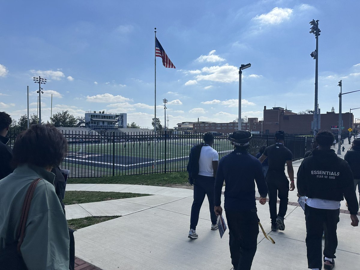 LeAndrew G. Lloyd 27’ tweet media