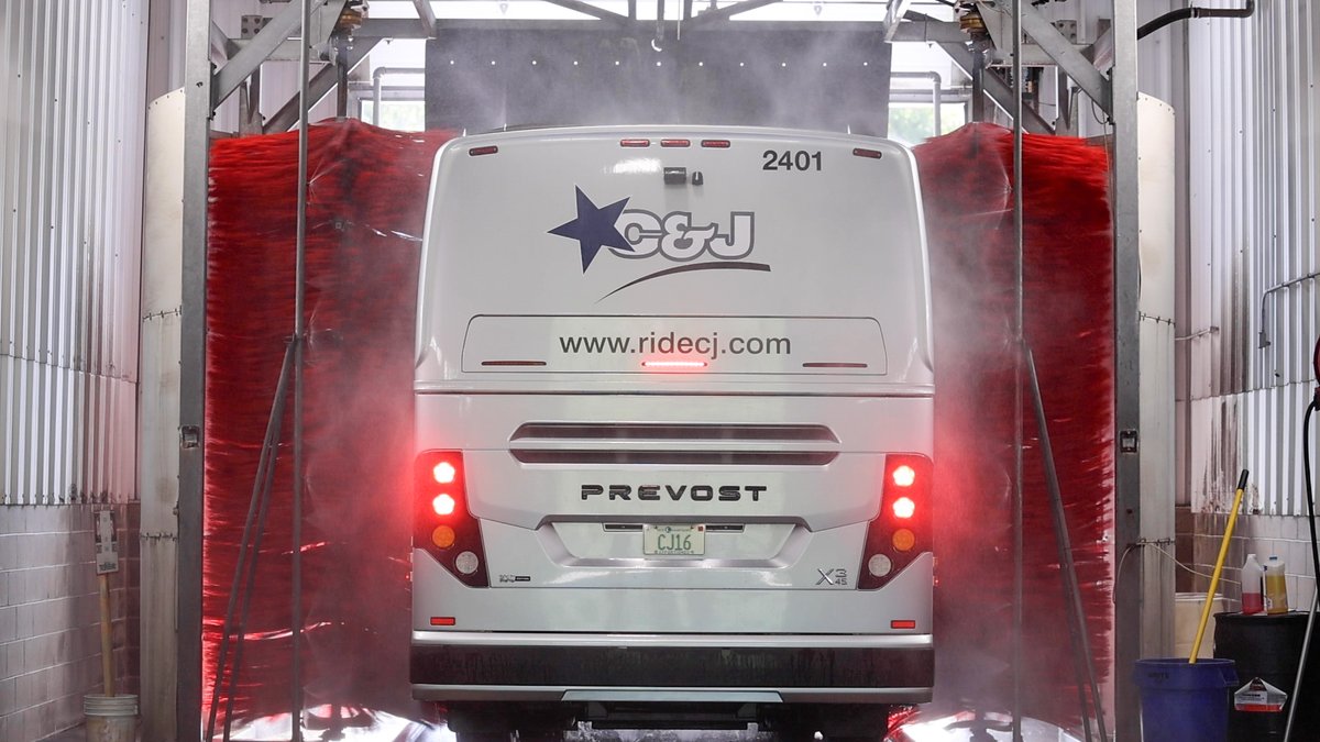 C&J Bus Lines tweet media