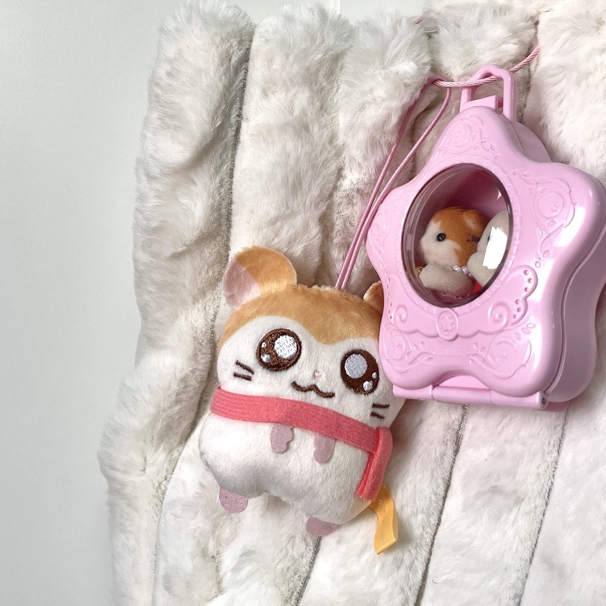 𝓁𝒾𝓁𝓎 tweet media