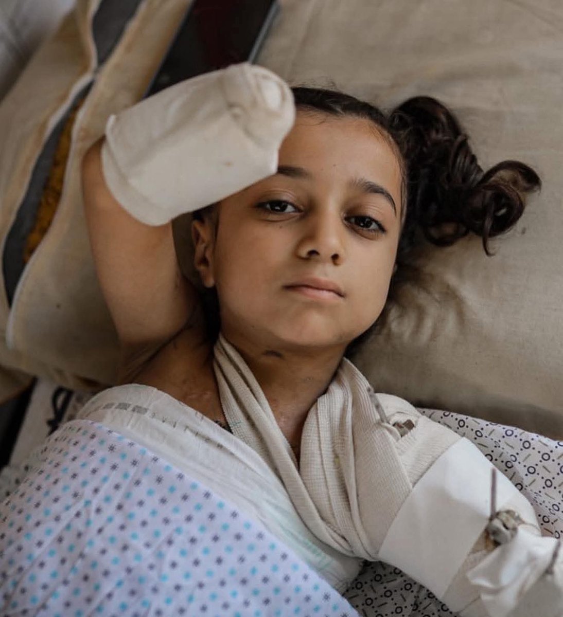 Manuel, Barrientos tweet media