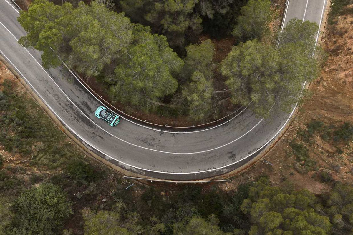 Bernabé Cano tweet media