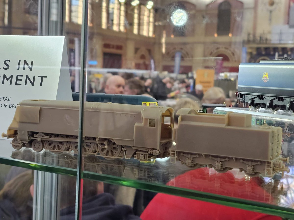 Adrian Pullen tweet media