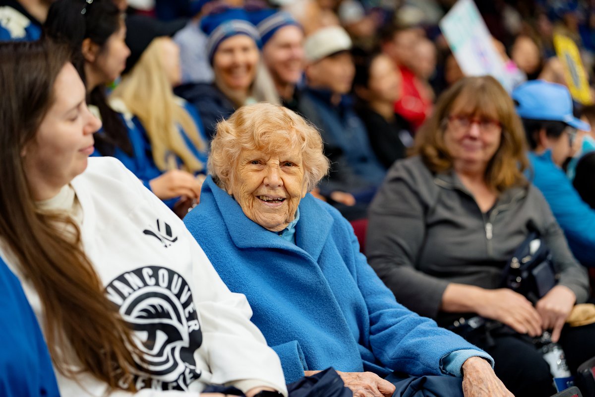 Vancouver Goldeneyes tweet media