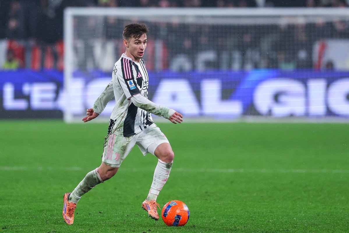  𝒀𝑺𝑭 tweet media