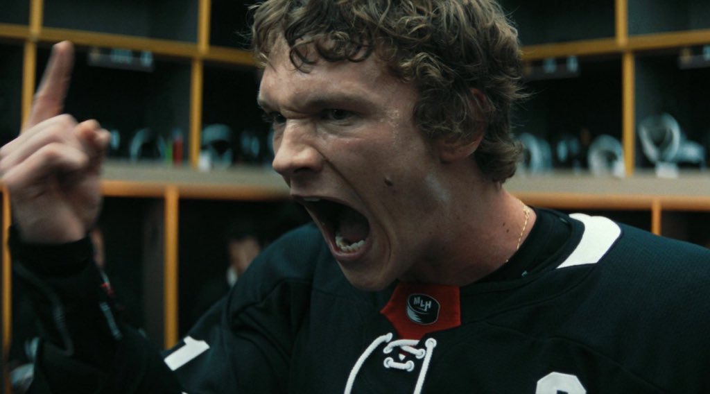 𝐜𝐚𝐦𝐢 𝜗𝜚˚⋆ tweet media