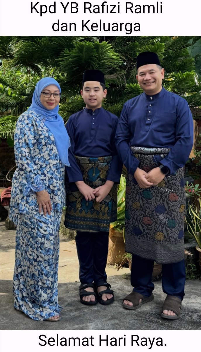 𝖠𝖿𝗋𝖺𝗅's Essentials tweet media