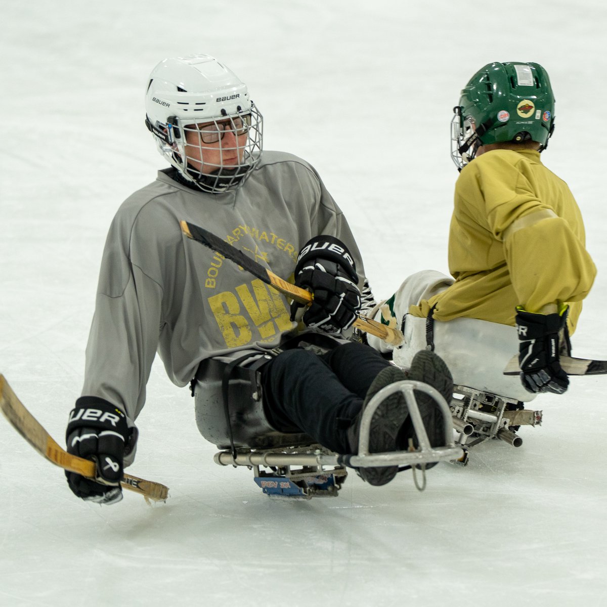 Minnesota Wild Gives Back tweet media