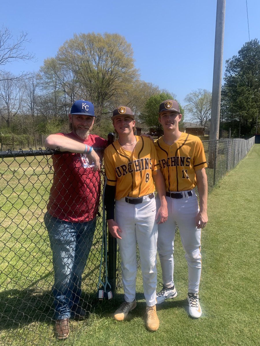 2ThreeBaseball tweet media