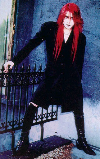 hourly diru tweet media