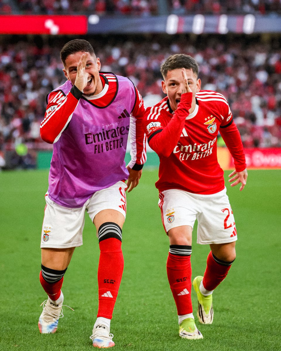 SLBenfica's tweet photo. 🫰😄 https://t.co/IK7YUtvDl8