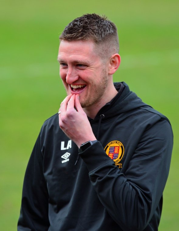 𝗕𝗲𝗹𝗽𝗲𝗿 𝗧𝗼𝘄𝗻 | 𝟣𝟪𝟪𝟥 tweet media