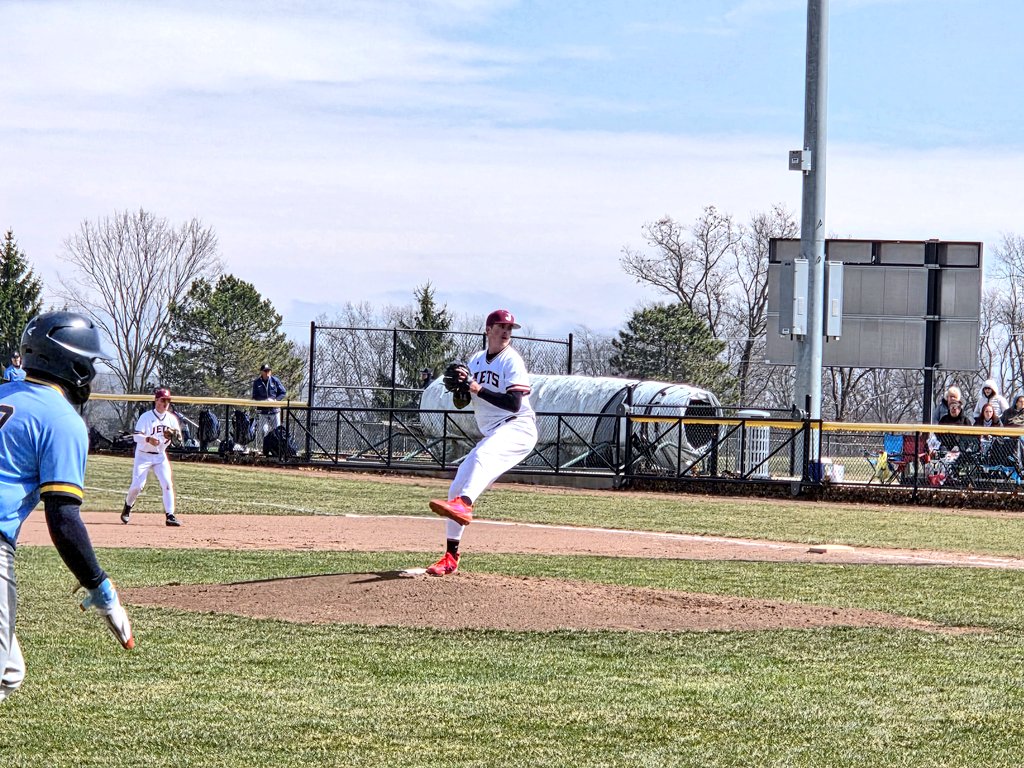 JCJetsAthletics's tweet photo. Jets defeat Schoolcraft 9-4

Harrold gets the W

Mattimore with a scoreboard denting, 3 run blast! https://t.co/BL6sihoZeW