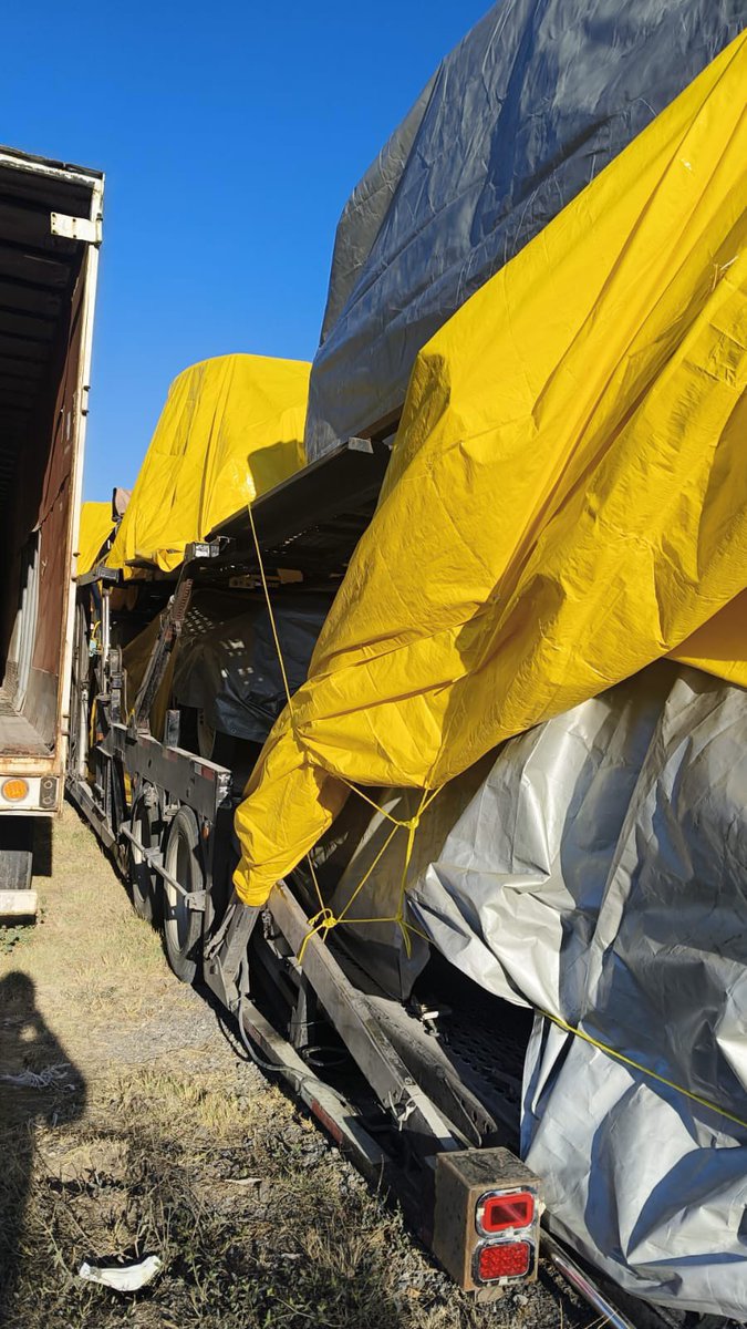 Los AutoCríticos tweet media